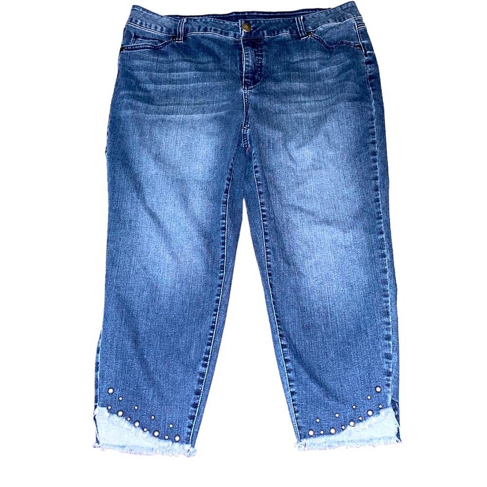 Avenue Denim Skinny Blue Studded Cuff Capris